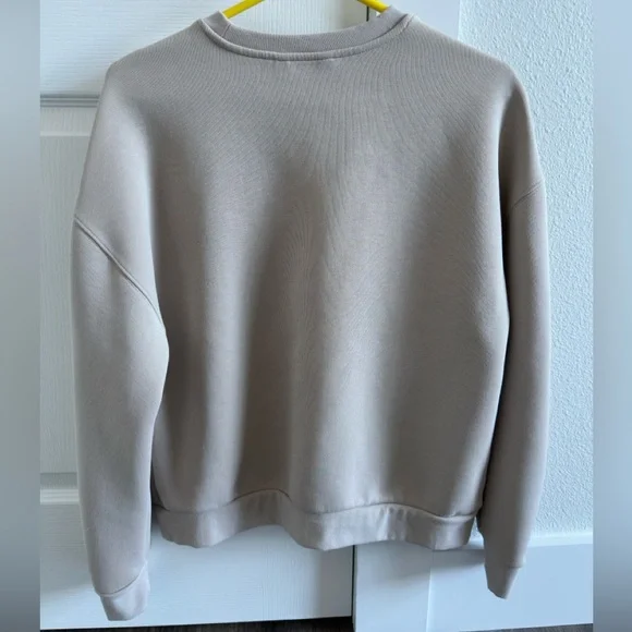 Banana Republic Men's Crewneck Sweater in Light Taupe - Picture 2 of 6